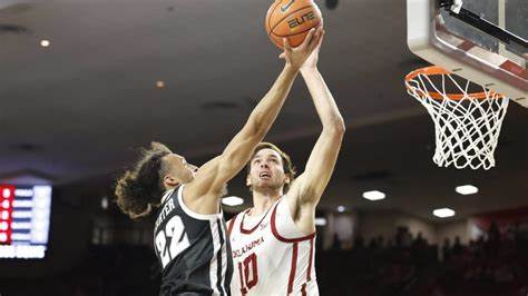 Friars 2nd Half Draught Leads to 72-51 Defeat at Oklahoma