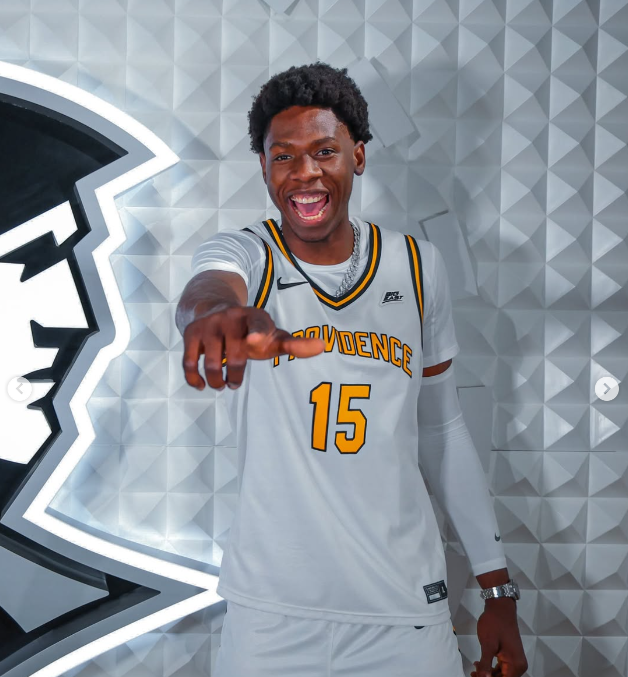 Shark Reels in Biggest Recruit in PC History: 5-Star Lewis Uvwo is a Friar